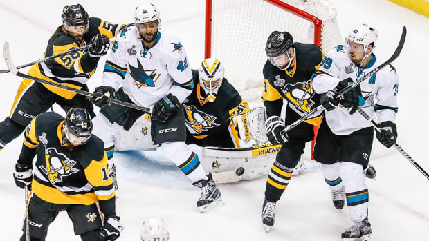 san-jose-sharks-return-home-game-3-stanley-cup-final-pittsburgh-penguins-logan-couture-sidney-crosby.jpg